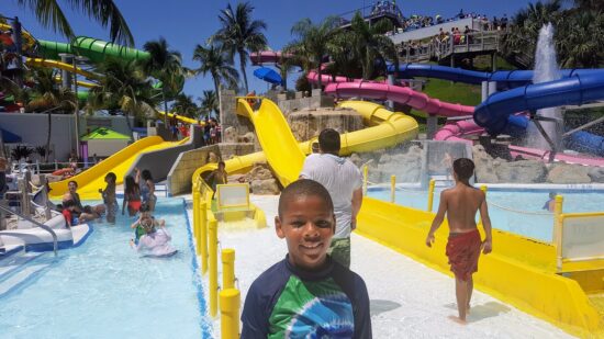 Water parks can be stressful, but they can be fun too! Check out these water park tips to help you have fun and not stress out!