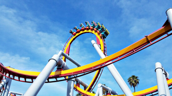 Planning a day trip to Knott's Berry Farm in Buena Park California? These are the insider tips on how to take on all the thrill rides, family adventures and boysenberry-inspired treats in a single day at Knott's! There are additional tips for special events including the popular Boysenberry Festival. #KnottsBerryFarm