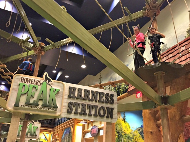 Colorado has opened its first Great Wolf Lodge Colorado Springs! Indoor water park, but so much more; here were my family's favorite must-dos.