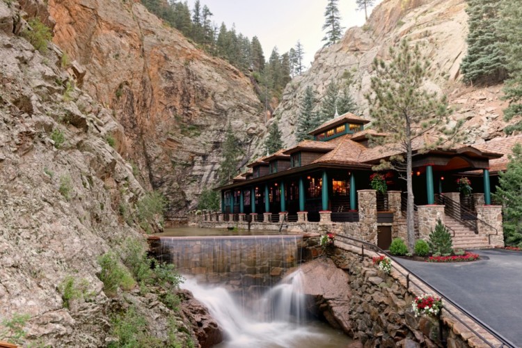 where is a good place to eat at seven falls at the broadmoor luxury colorado resort