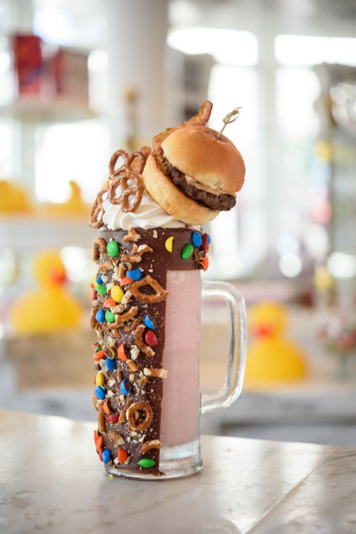 Kids love the over-the-top food presentations at Sugar Factory, one of our favorite kid-friendly restaurants in Chicago.
