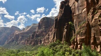 First Time Guide for Zion National Park. Stunning views, emerald pools. waterfalls and more!