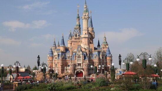Shanghai Disney castle